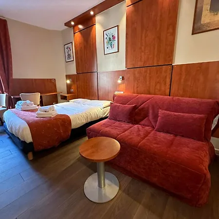 Hotel Victoria *